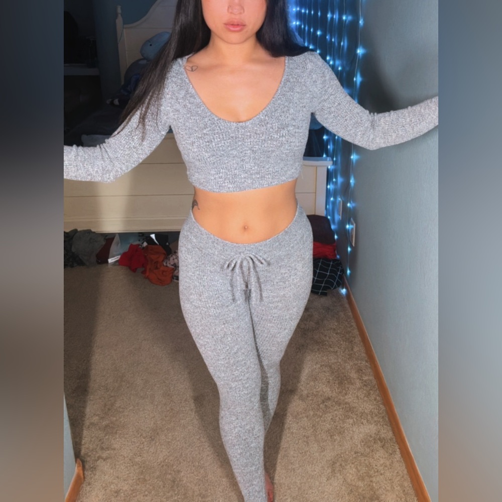 🧹 gray, Wonderlust Fashion Nova set S/M 🧹